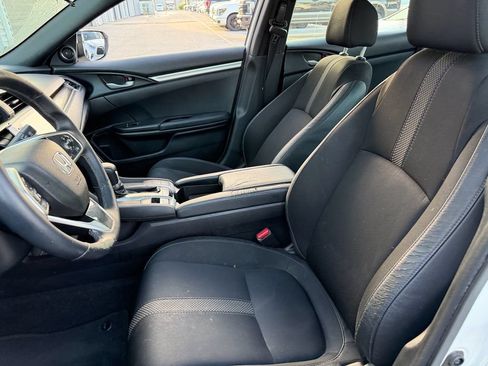 Used 2019 Honda Civic Sport image 10