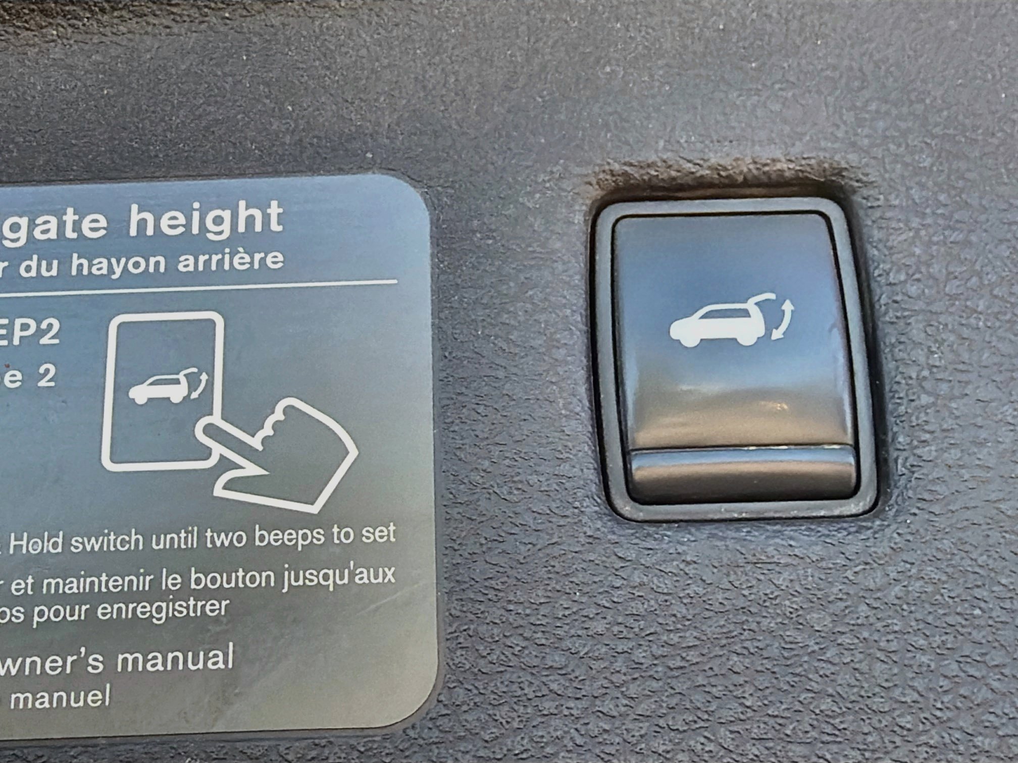 Used 2019 INFINITI QX50 Luxe w/ Navigation Package AWD/4WD image 30