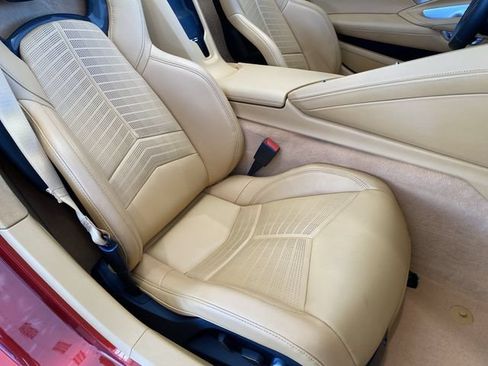 Used 2022 Chevrolet Corvette Stingray Premium Conv w/ Z51 Performance Package RWD image 9