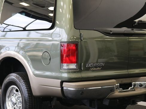Used 2001 Ford Excursion Limited image 13
