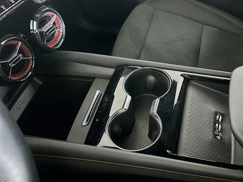 Used 2024 Chevrolet Blazer EV RS image 26