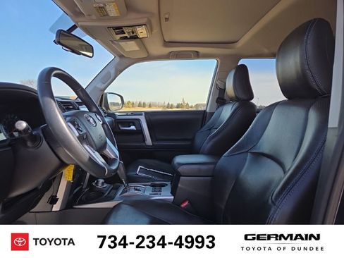 Used 2019 Toyota 4Runner SR5 Premium image 12
