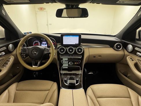 Used 2018 Mercedes-Benz C 300 4MATIC Sedan image 17