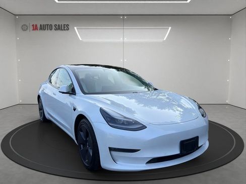 Used 2021 Tesla Model 3 Long Range AWD/4WD image 7