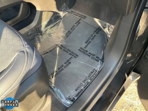 Used 2022 Chevrolet Bolt EUV LT w/ Convenience Package image 61