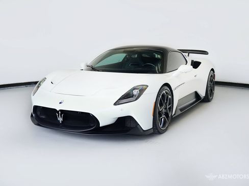 Used 2022 Maserati MC20 Coupe RWD image 2
