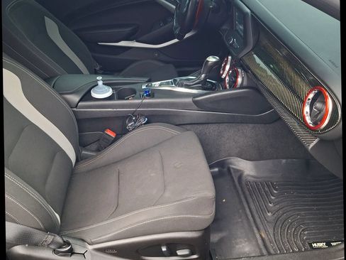 Used 2018 Chevrolet Camaro LT w/ RS Package RWD image 10