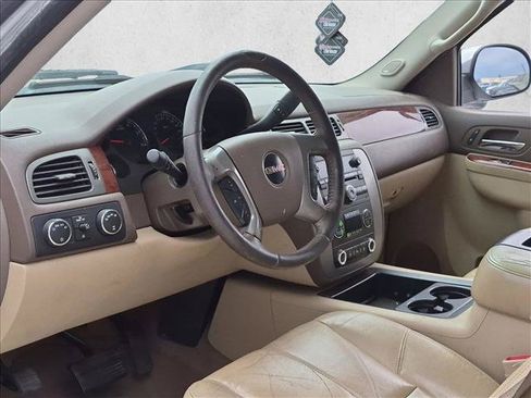 Used 2011 GMC Sierra 1500 SLT w/ SLT Convenience Package AWD/4WD image 8