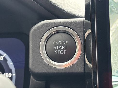 Used 2025 Toyota 4Runner Limited image 28