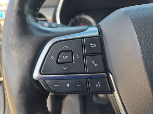 Used 2021 Toyota Highlander Limited image 24