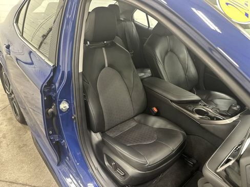 Used 2023 Toyota Camry XSE FWD image 18