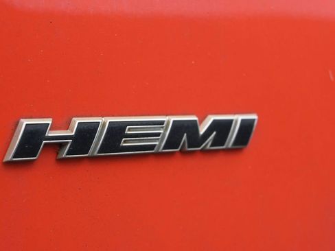 Used 2017 Dodge Charger R/T w/ Plus Group image 15