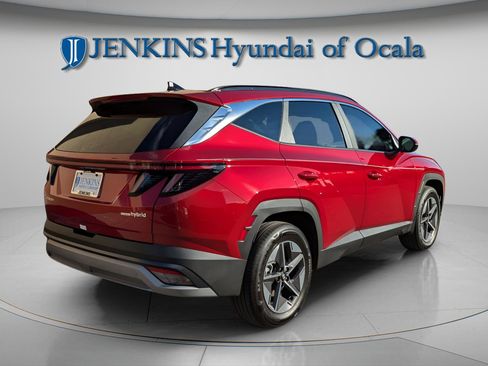 Used 2025 Hyundai Tucson SEL image 3