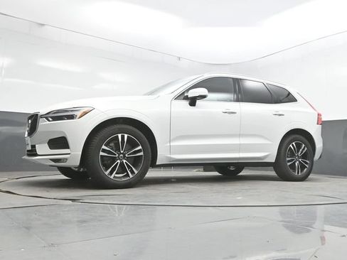 Used 2021 Volvo XC60 T6 Momentum AWD/4WD image 46