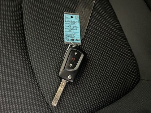 Used 2024 Toyota RAV4 LE AWD/4WD image 66
