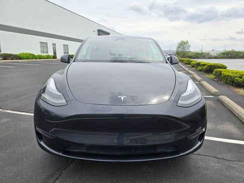 Used 2024 Tesla Model Y Long Range image 13