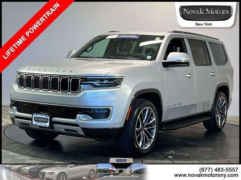 Used 2022 Jeep Wagoneer Series II w/ Premium Group I image 4