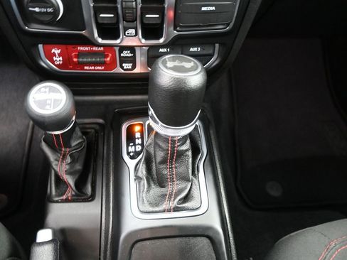 Used 2023 Jeep Wrangler Rubicon w/ Cold Weather Group image 26