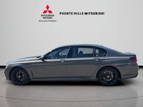 Used 2021 BMW 750i xDrive w/ Luxury Rear Seating Package AWD/4WD image 8