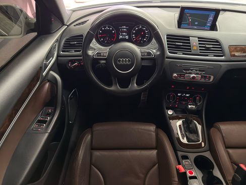 Used 2017 Audi Q3 2.0T Prestige w/ Prestige Package image 29