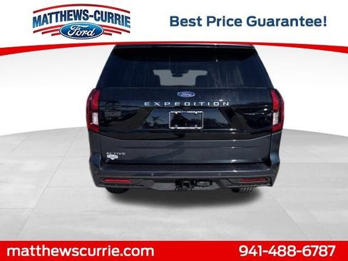 New 2026 Ford Expedition Active image 5