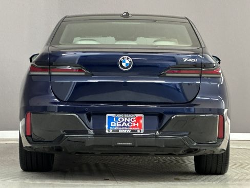 Certified 2023 BMW 740i RWD image 10