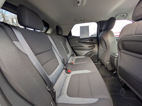 Used 2023 Chevrolet TrailBlazer LT image 36