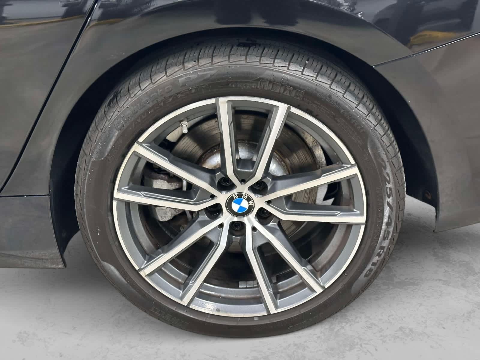 Used 2021 BMW 330i xDrive Sedan w/ Convenience Package AWD/4WD image 10