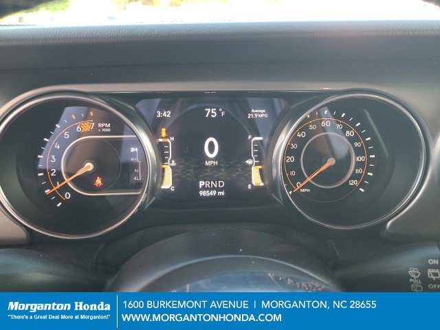 Used 2020 Jeep Wrangler Unlimited Sahara AWD/4WD image 14