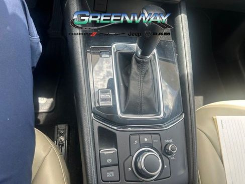 Used 2018 MAZDA CX-5 Touring w/ Preferred Equipment Package FWD image 16