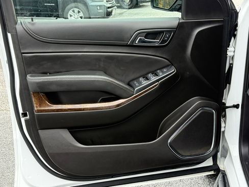 Used 2019 Chevrolet Tahoe 4WD image 19