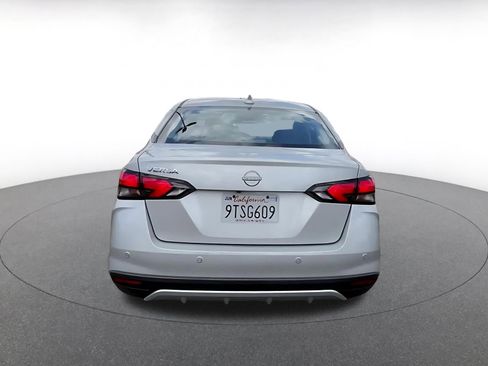Used 2025 Nissan Versa SV FWD image 12
