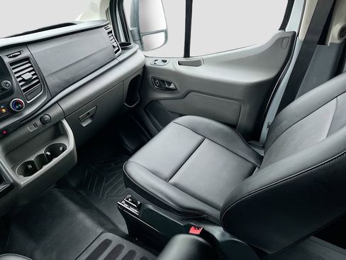 Used 2023 Ford Transit 150 Low Roof RWD image 21