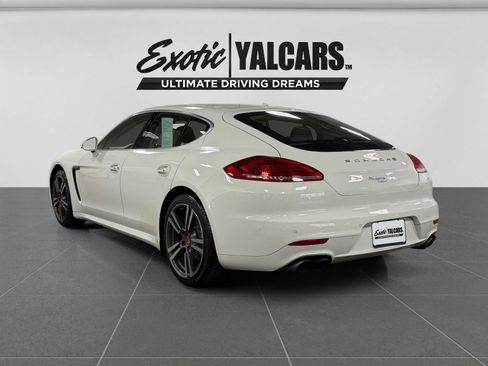Used 2014 Porsche Panamera 4S w/ Premium Package Plus AWD/4WD image 3