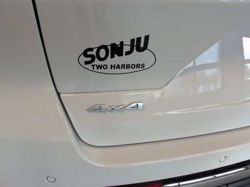 New 2025 Jeep Grand Cherokee Laredo w/ Luxury Tech Group I image 28