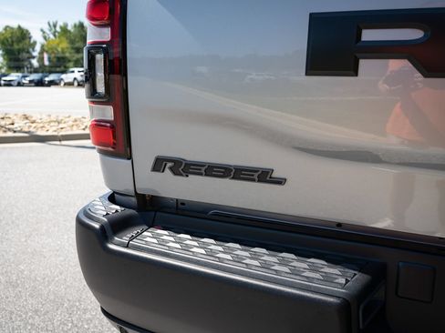 Used 2024 RAM 2500 Rebel w/ Level 2 Equipment Group AWD/4WD image 19