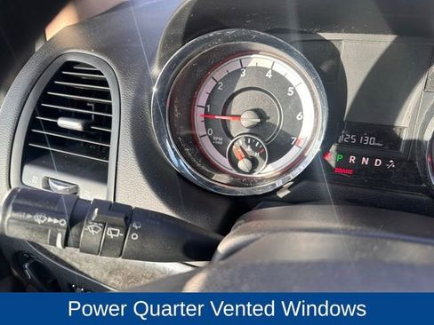 Used 2013 Dodge Grand Caravan SE FWD image 17