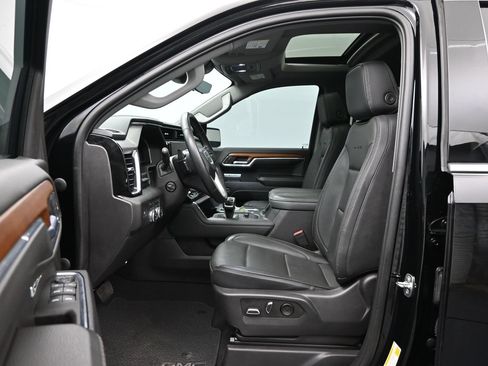 Used 2023 GMC Sierra 1500 Denali w/ Denali Reserve Package AWD/4WD image 9