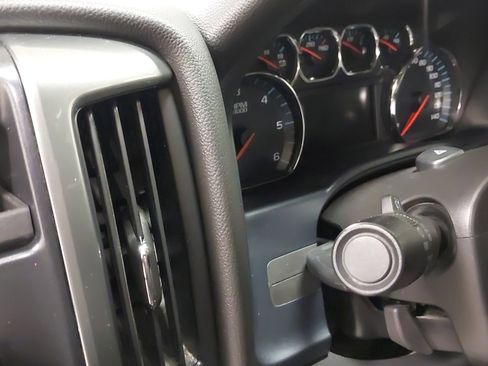 Used 2018 Chevrolet Silverado 1500 LT w/ All Star Edition image 17