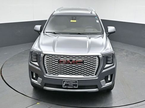 Used 2022 GMC Yukon XL Denali w/ Denali Premium Package image 49