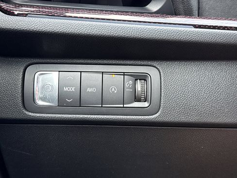 New 2026 Chevrolet Traverse Z71 w/ Enhanced Driving Package AWD/4WD image 20