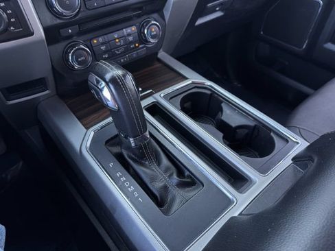 Used 2015 Ford F150 Lariat AWD/4WD image 23