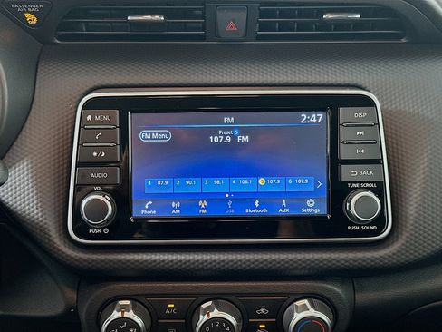 Used 2024 Nissan Kicks S image 19