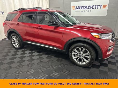 Used 2023 Ford Explorer XLT w/ Equipment Group 202A AWD/4WD image 1