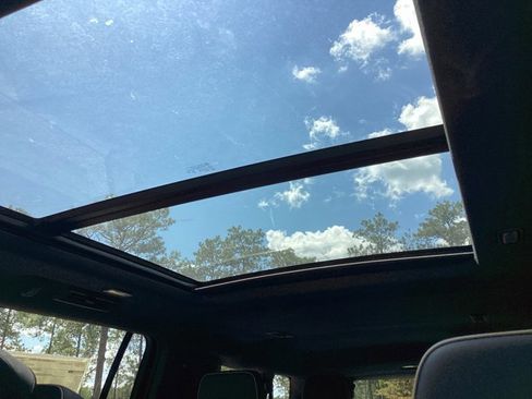 New 2025 Chevrolet Suburban Premier w/ Sun And Tow Package image 32