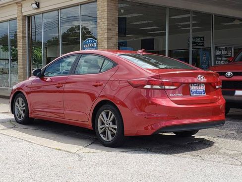 Used 2018 Hyundai Elantra SEL FWD image 3