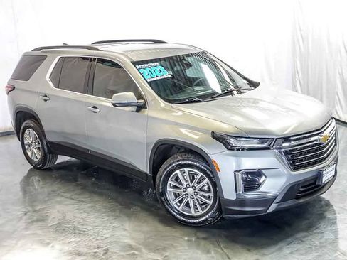 Certified 2023 Chevrolet Traverse LT FWD image 6