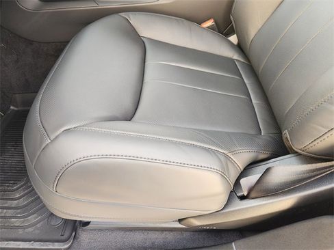 New 2026 Land Rover Range Rover Sport Dynamic SE image 17