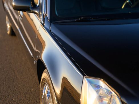 Used 2009 Cadillac DTS Hearse FWD image 25