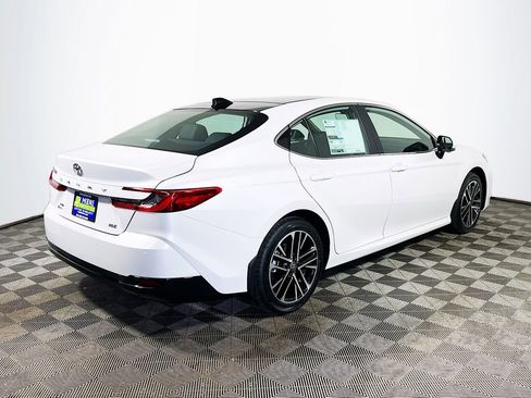 New 2026 Toyota Camry XLE image 8